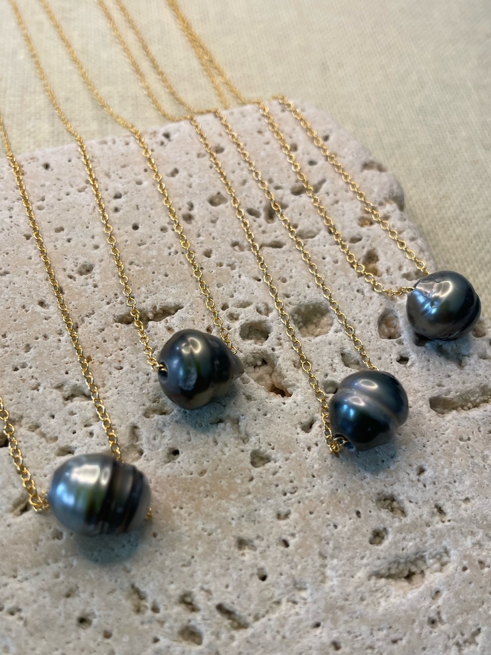 14k Gold Filled Tahitian Pearl Necklace - Picture 2 of 4